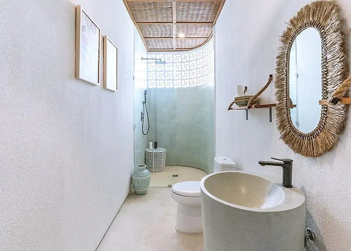 Woywoy Escape Bukian - Adults Only Villa Payangan